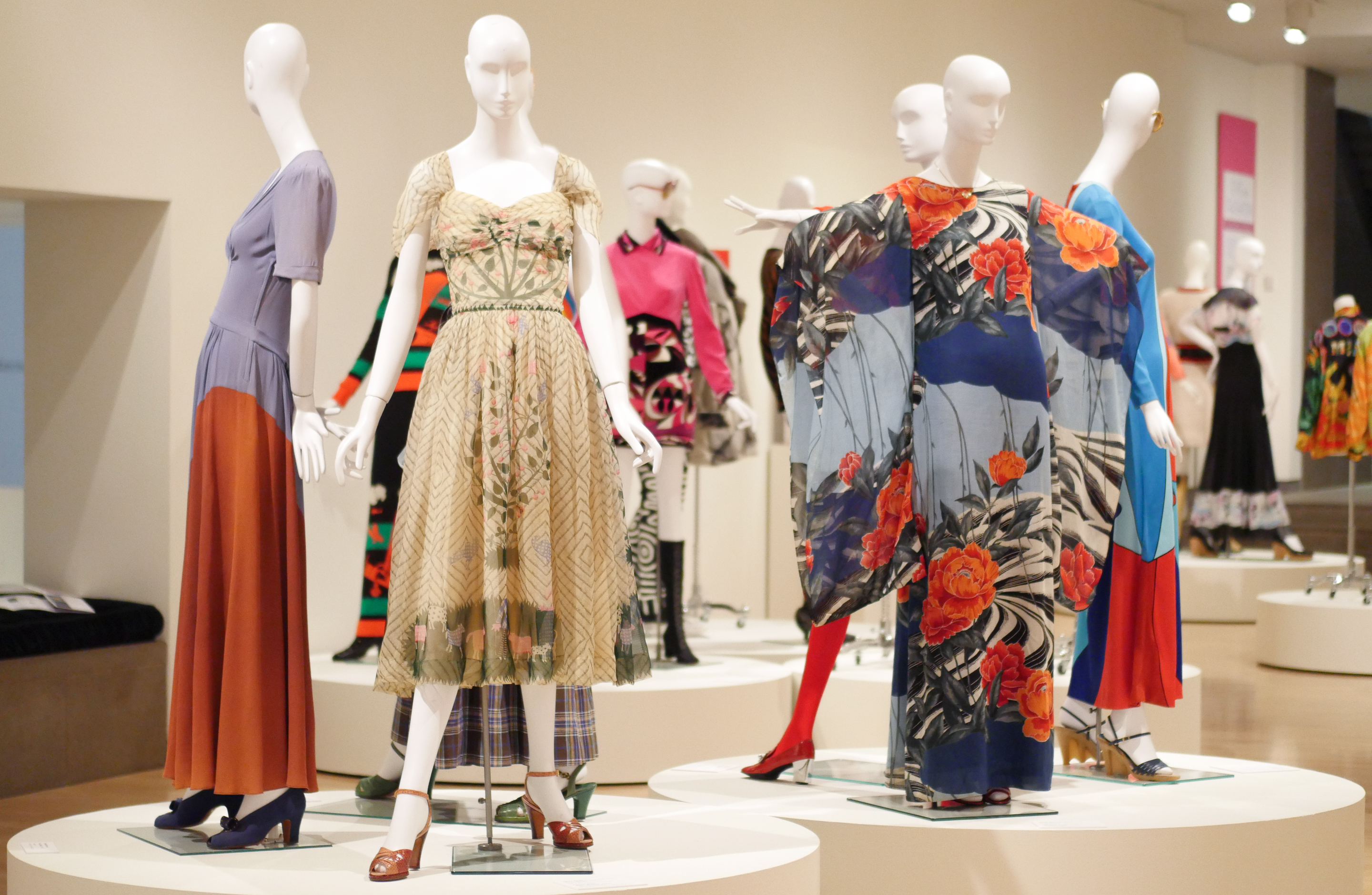 Eye on Fashion: The Kelly Ellman Collection - Phoenix Art Museum