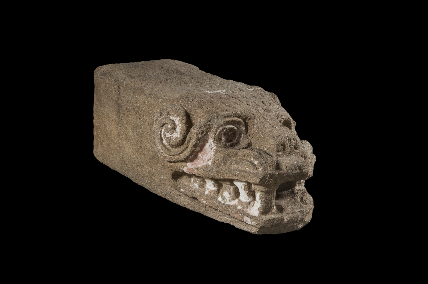 Feathered Serpent head, 200–250. Stone, stucco, and pigments, 27 1/2 x 27 1/2 x 78 3/4 in. (70 x 70 x 200 cm). Zona de Monumentos Arqueológicos de Teotihuacán / INAH [Museo de la Cultura Teotihuacana], 10-411074. Photograph by Jorge Pérez de Lara Elías, © INAH.