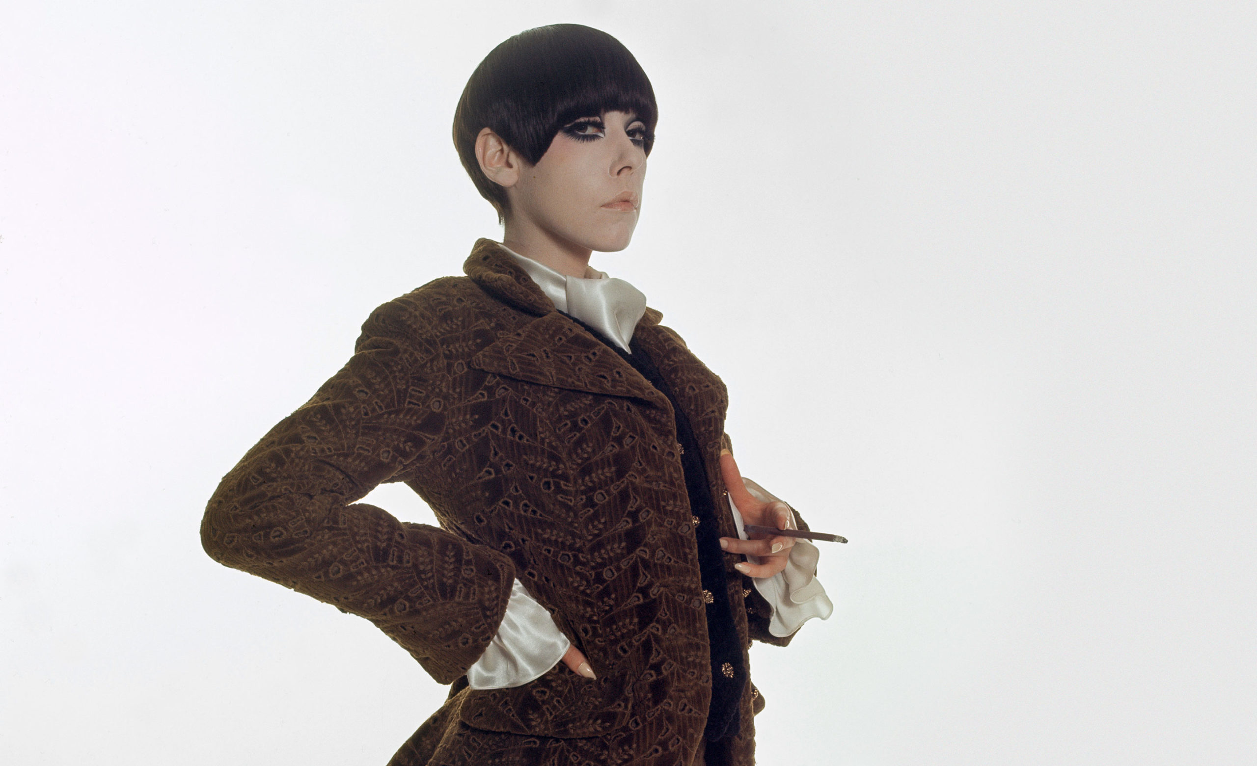 Peggy Moffitt modeling George Sand pantsuit designed by Rudi Gernreich, Fall 1967 Collection. Photograph © William Claxton, LLC, courtesy of Demont Photo Management & Fahey/Klein Gallery Los Angeles, with permission of the Rudi Gernreich trademark.