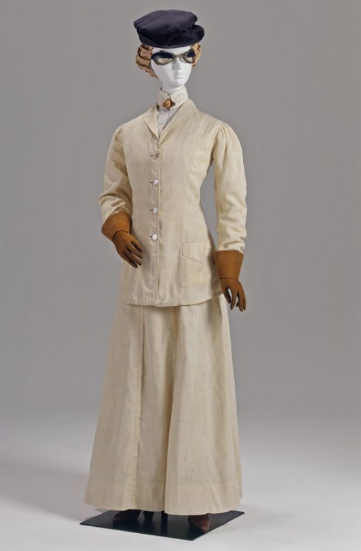 Unknown, Sport Suit, 20th century. Silk. Gift of Mrs. Kelly Ellman.