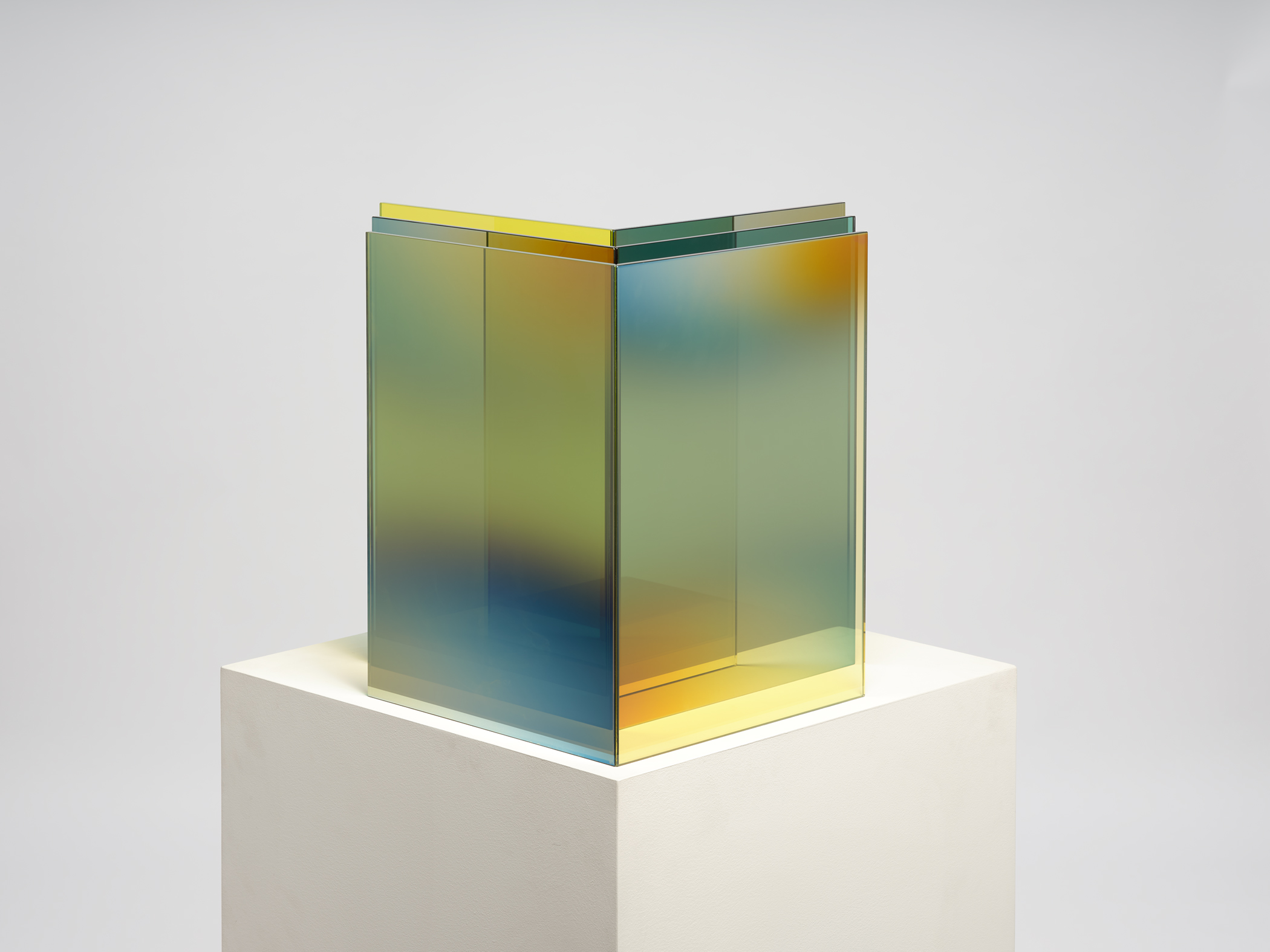 Larry Bell, Untitled (2 x 3), 2021. Laminated glass coated with Inconel, SIO and Quartz, 16 x 19 x 19 in. Larry Bell Studio, Courtesy of the artist and Anthony Meier, Mill Valley.